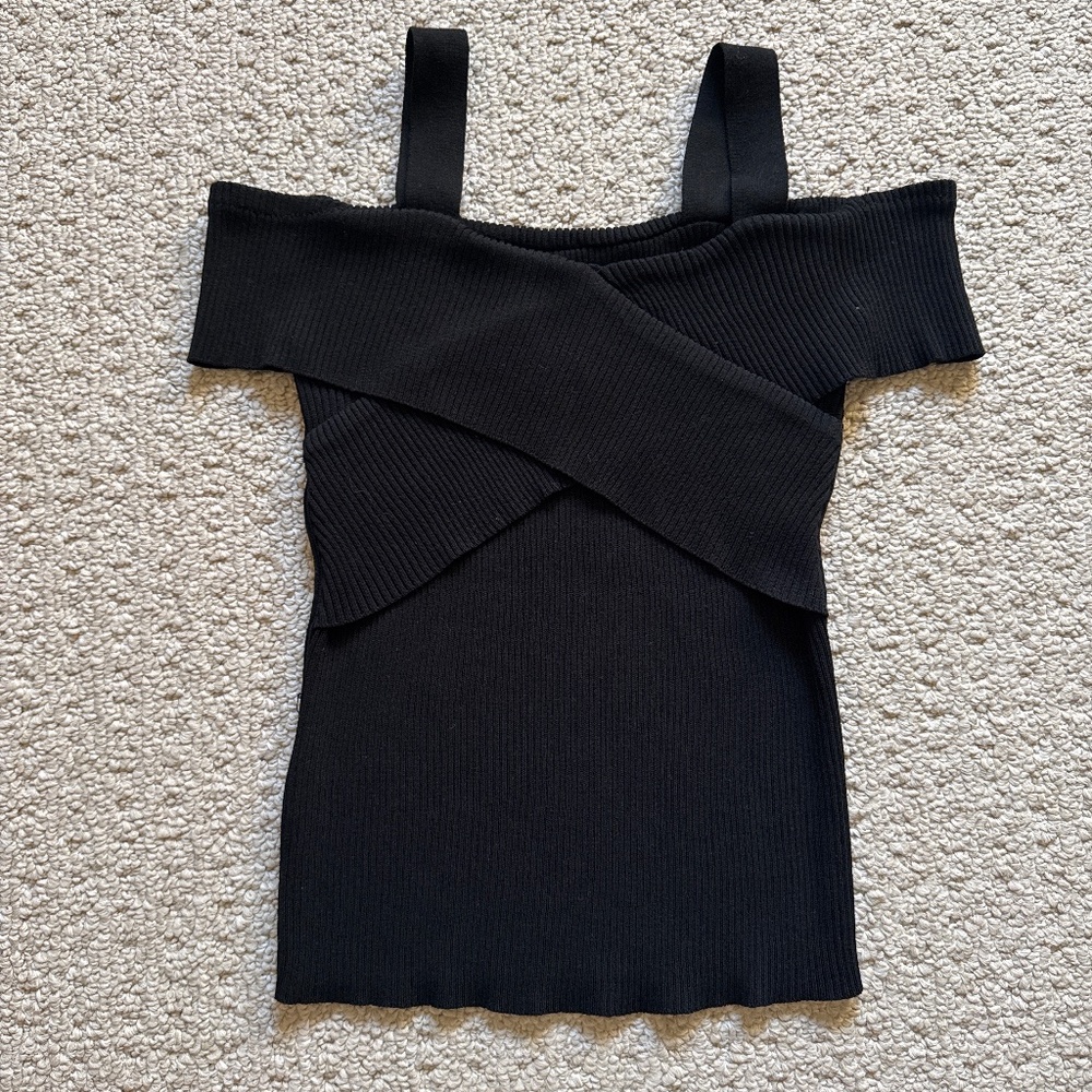Black cold shoulder ribbed top